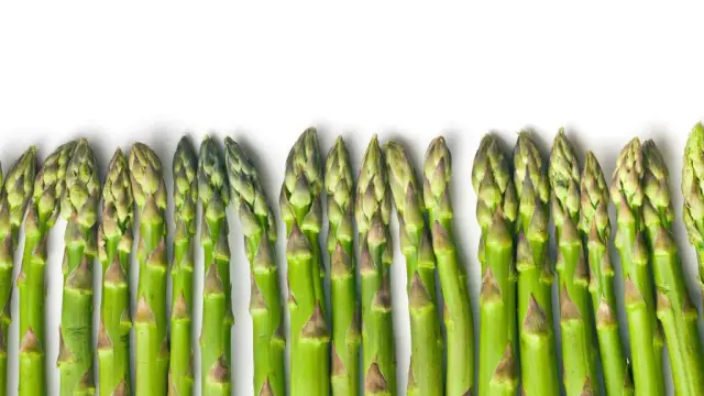 11 Major Side Effects of Eating Too Many Asparagus
