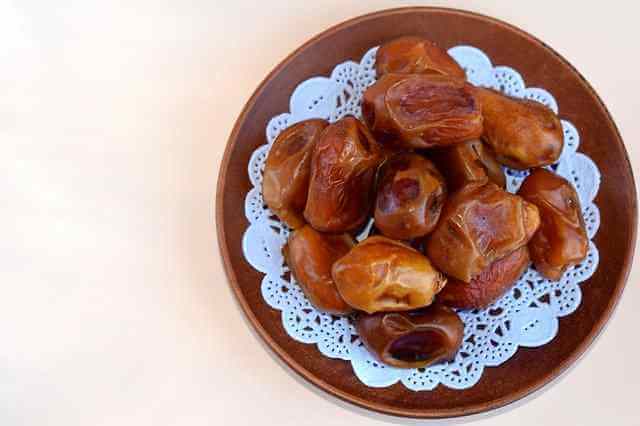 10-side-effects-of-eating-too-many-dates