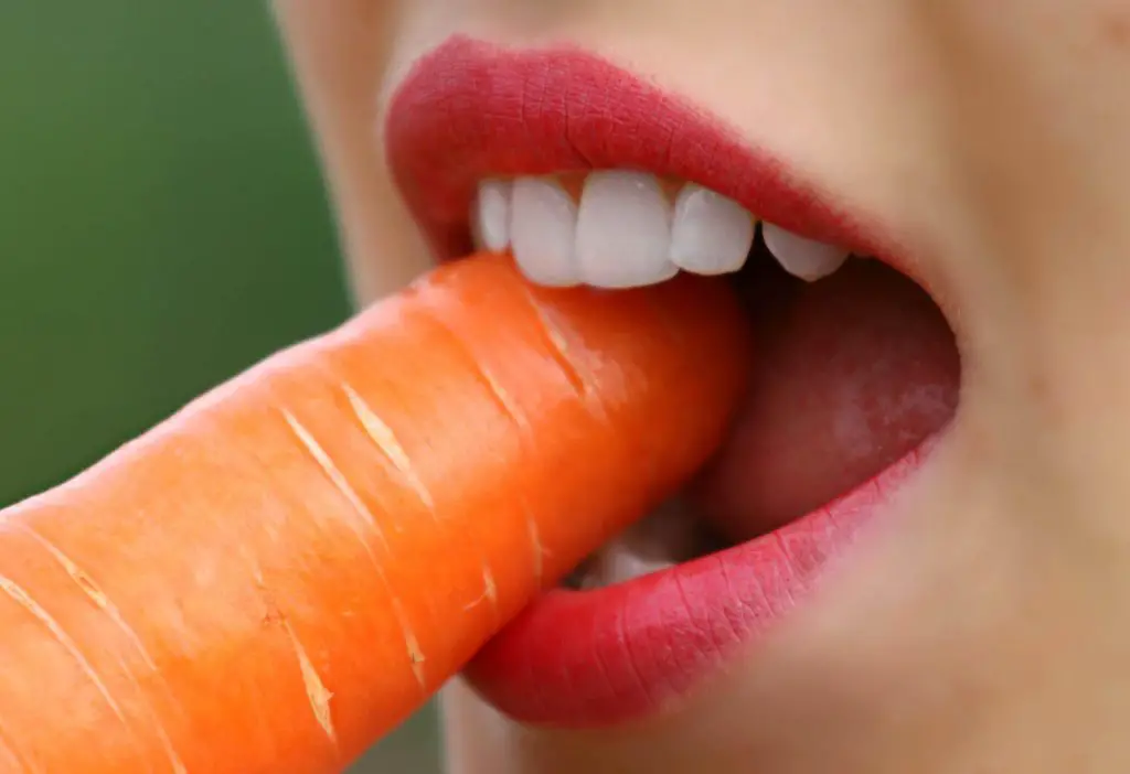 8 Side Effects Of Eating Too Many Carrots