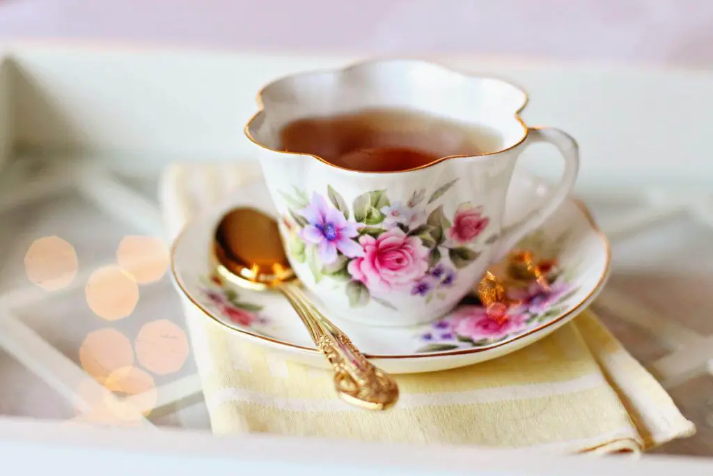 11 Major Side Effects of Drinking Too Much Ceylon Tea