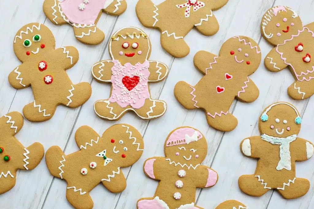 does gingerbread make you poop