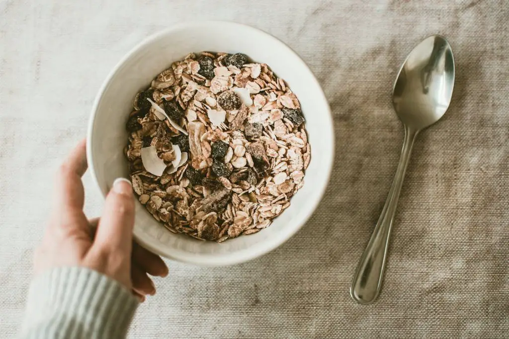 does raisin bran make you poop