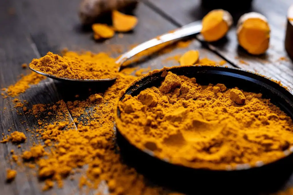 does turmeric make you poop and cause diarrhea