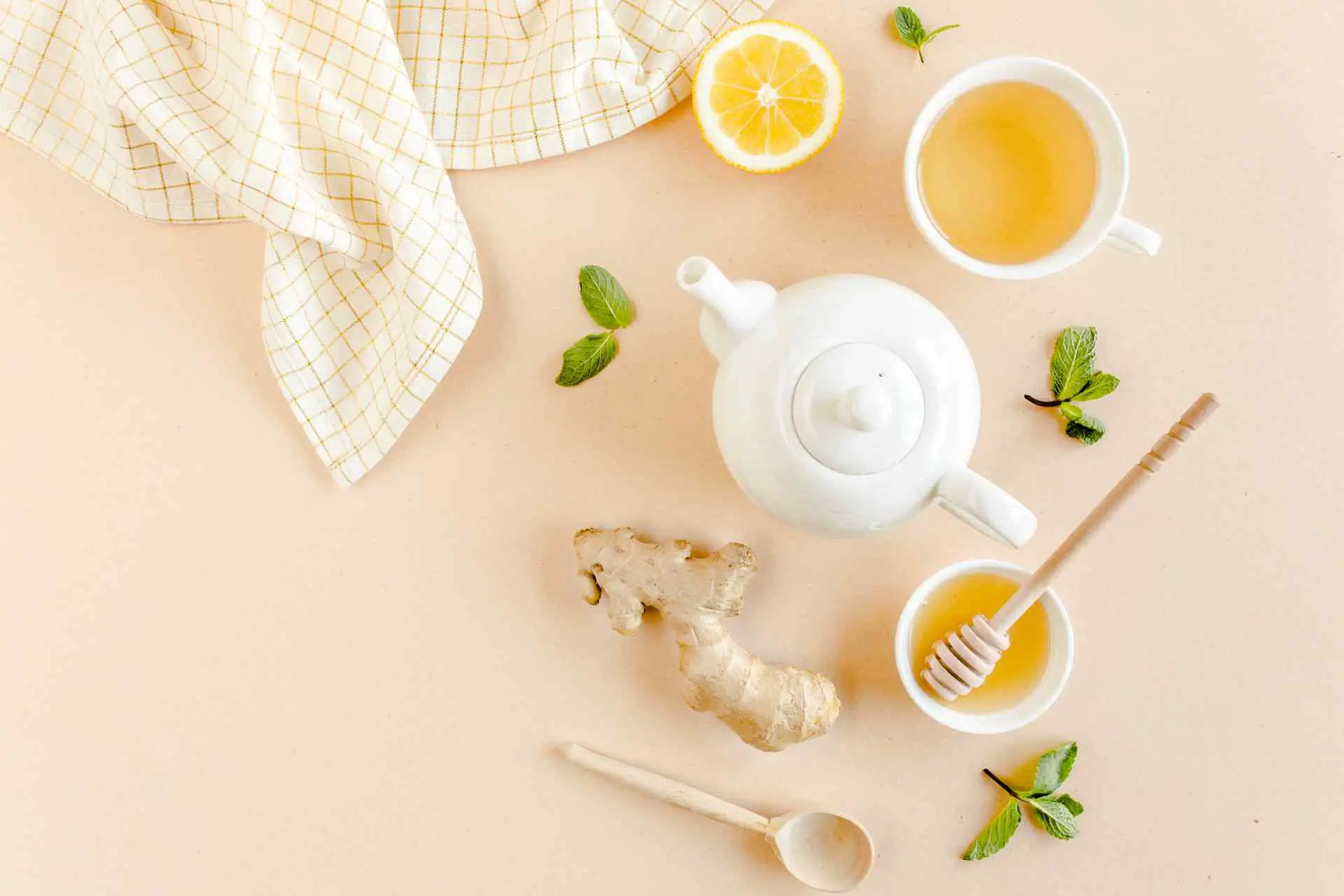12 Amazing Benefits of Lemon Ginger Tea