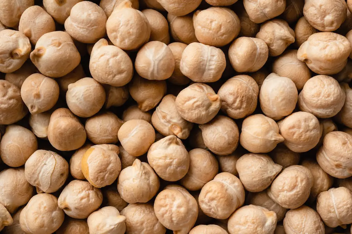 13 Side Effects of Chickpeas