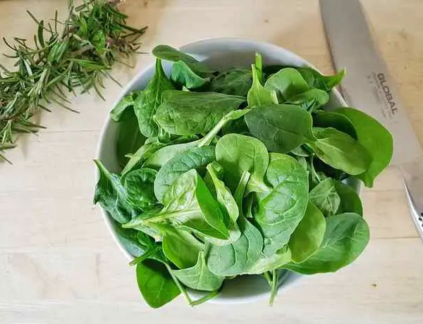 spinach and digestive health